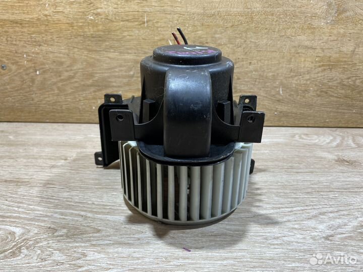 Моторчик печки VW Touareg GP 151082