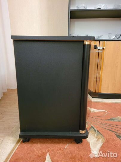 Тумба под телевизор