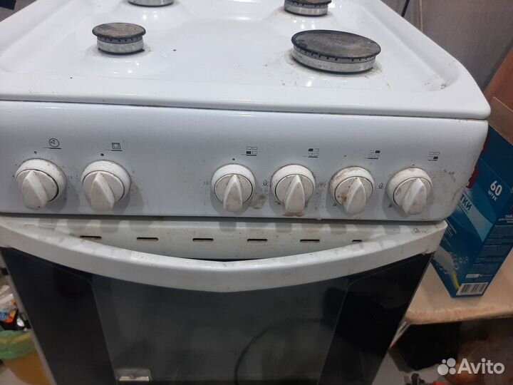 Продам газовую плиту