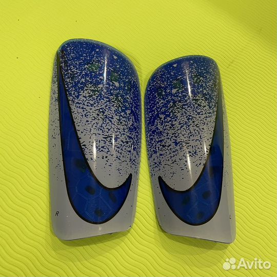Щитки футбольные nike mercurial