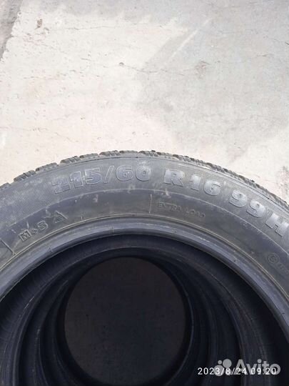 Kormoran Snow 215/60 R16 99H