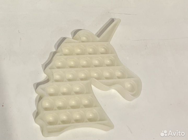 Поп ит единорог светящейся