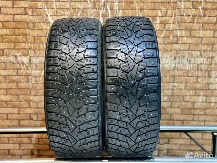 Dunlop SP Winter Ice 02 215/50 R17