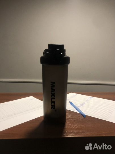 Спортивный термос