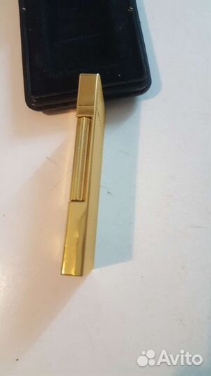 Зажигалка газовая