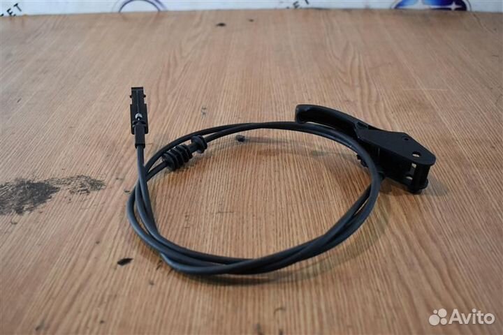 Тросс открывания капота Renault Megane хетч K4J