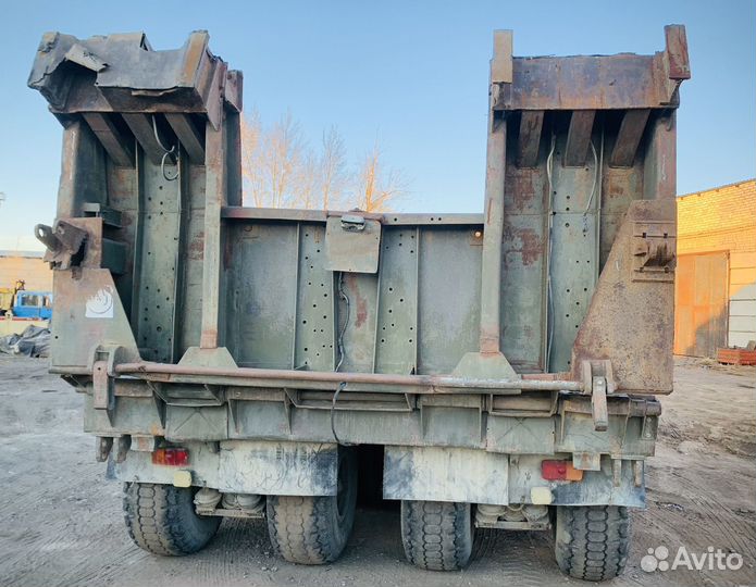 Полуприцеп трал (тяжеловоз) ЧМЗАП 9990, 1984