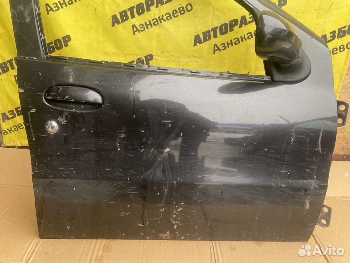Передняя правая дверь Fiat Albea