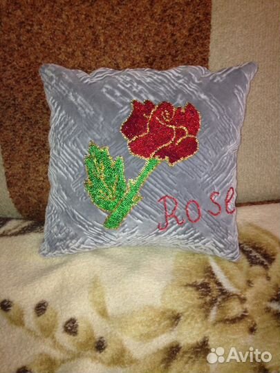 Декоративная подушка