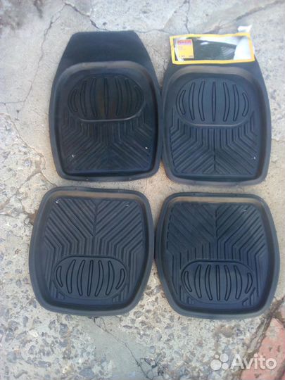 Автомобильные коврики резиновые