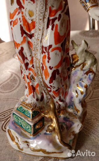 Статуэтка 1953г дулево редкость