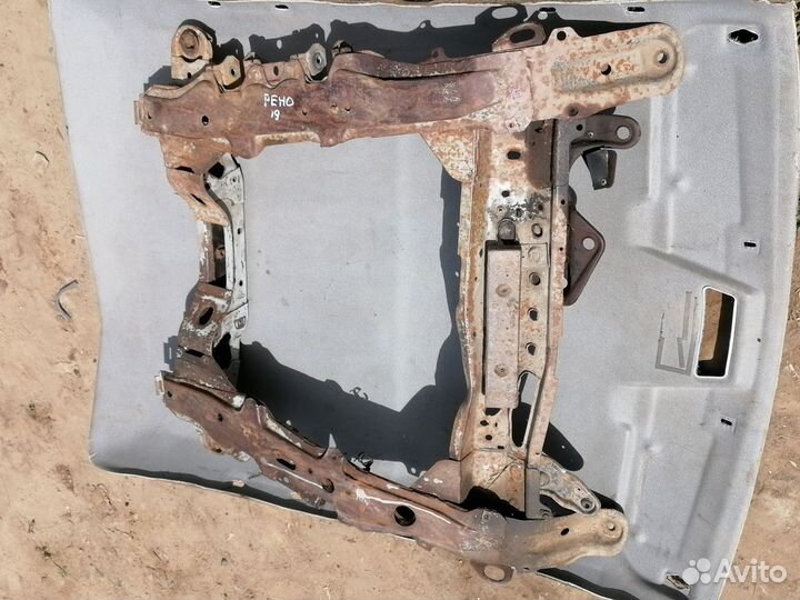 Балка подмоторная для Renault R19 1992-2002