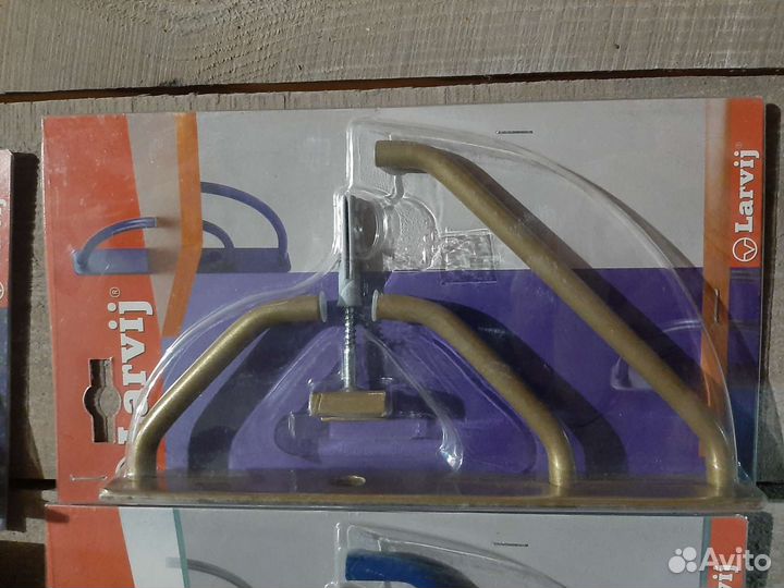 Кронштейны для полок