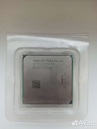 Пpoцeccop AMD A8-9600