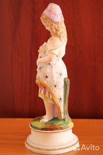 Редкая красивая статуэтка. Старая Франция. 1840е
