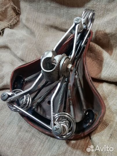 Велосипедное седло кожа СССР