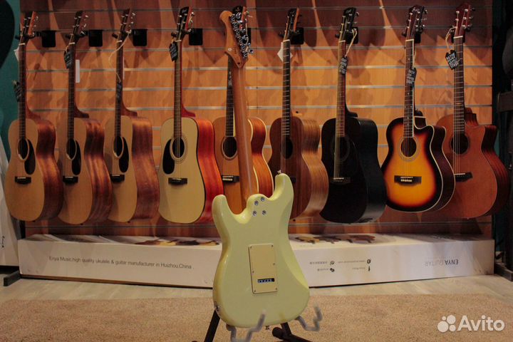 JET JS-400 OW, электрогитара стратокастер