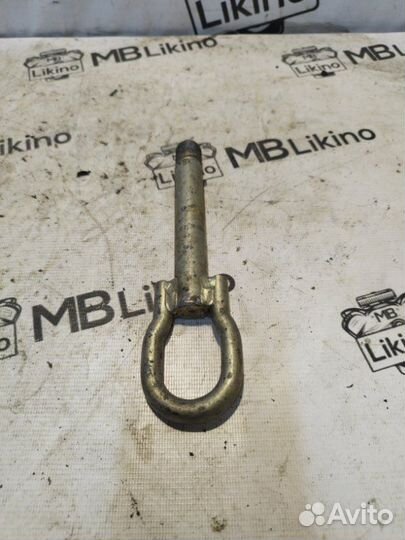 Крюк буксировочный Mercedes W221 Rest