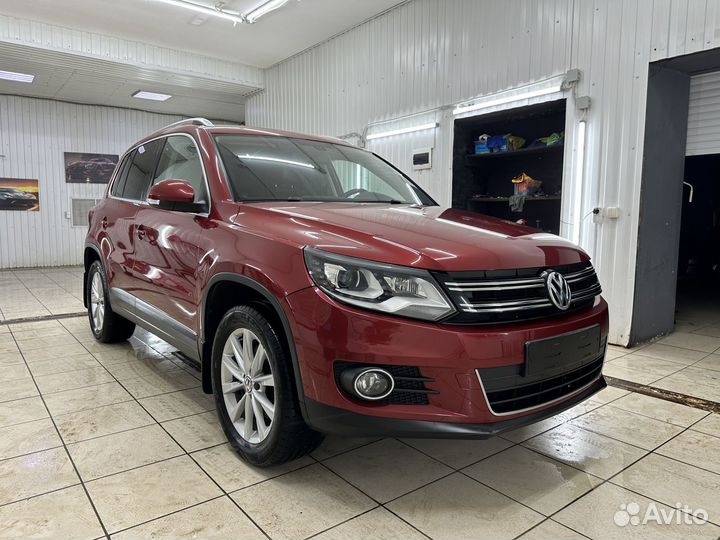 Volkswagen Tiguan 2.0 AT, 2012, 119 248 км