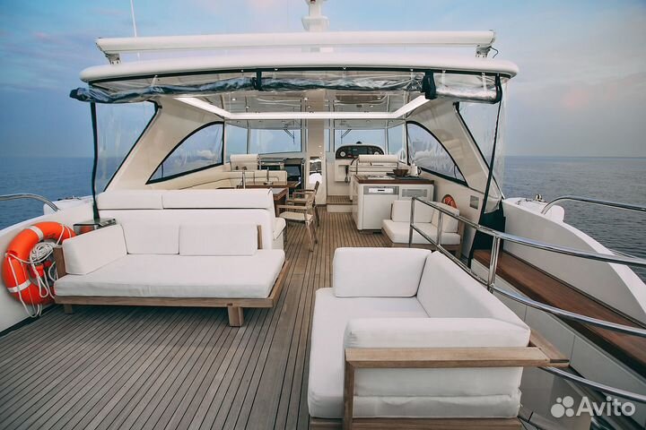 Моторная яхта Benetti Sail Division 90