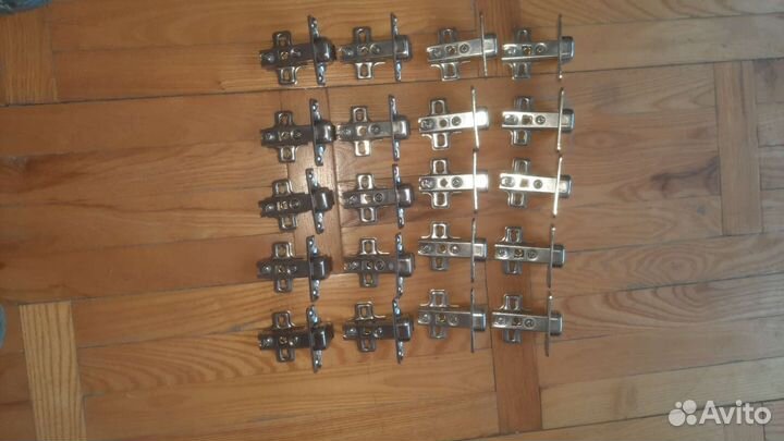 Петли и ручки для кухонных дверей