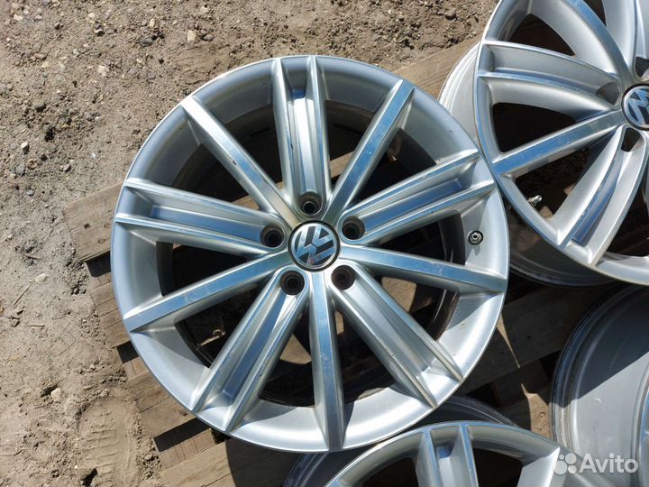 VW Tiguan New York Ориг Датчики R18 5x112 ET43 7J