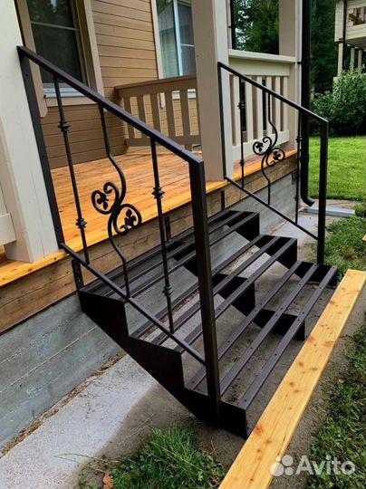 Металлические конструкции для лестниц