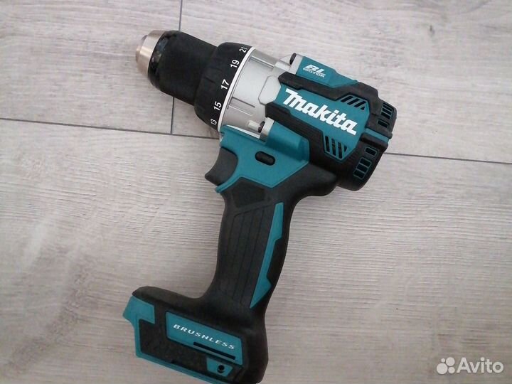 Шуруповерт Makita DDF489, новый