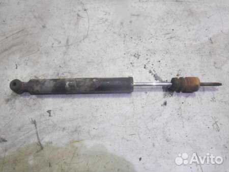 Амортизатор задний B361518