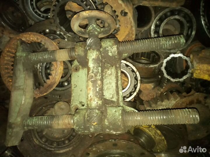 Устройство винтовое