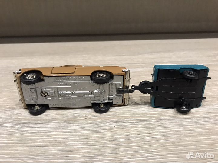 Модель СССР 1:43 Москвич Саратов