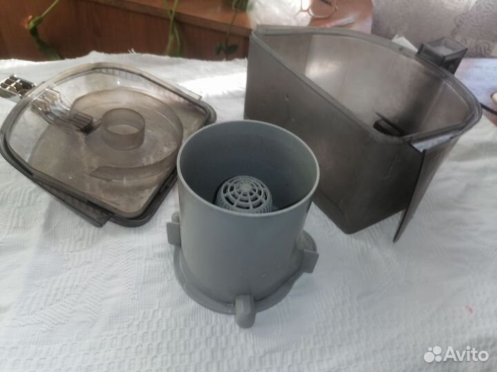 Чаша, втулка, корпус с ручкой