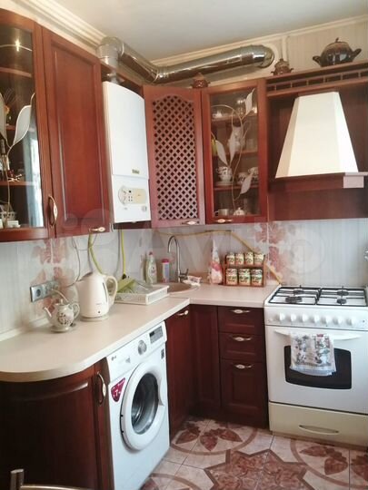 4-к. квартира, 76 м², 1/3 эт.