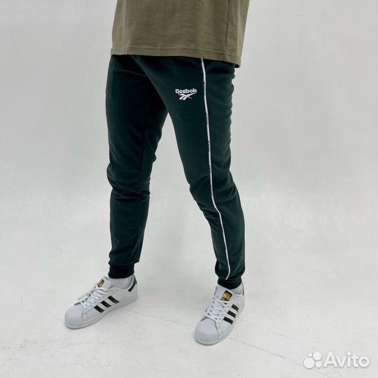 Новые спортивные штаны Reebok зеленые