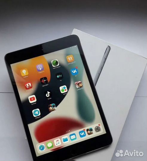 iPad mini (3-го поколения) WI-FI + Cellular