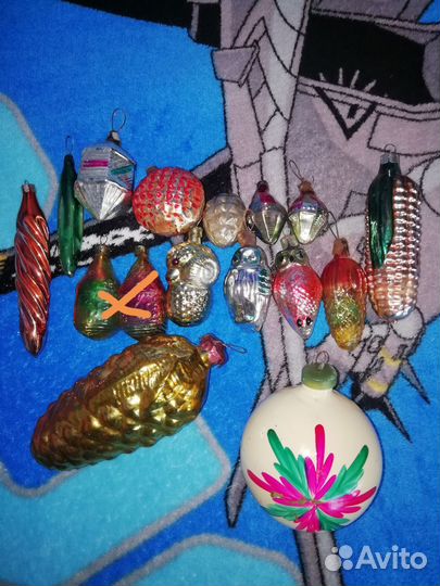 Новогодние игрушки