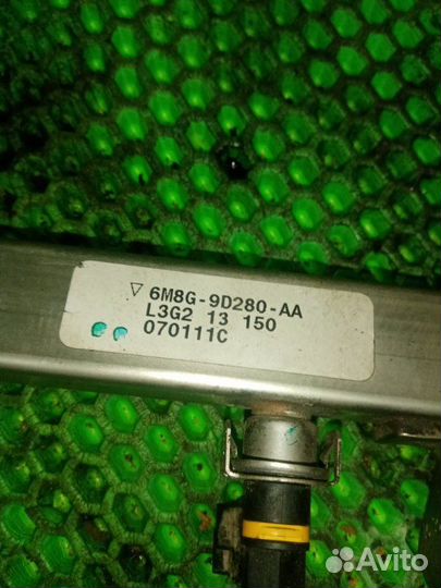 Топливная рампа Mazda 3 BK LF