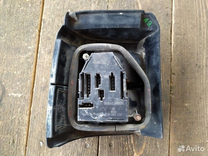 Фонарь задний правый Volkswagen Passat B3 1994