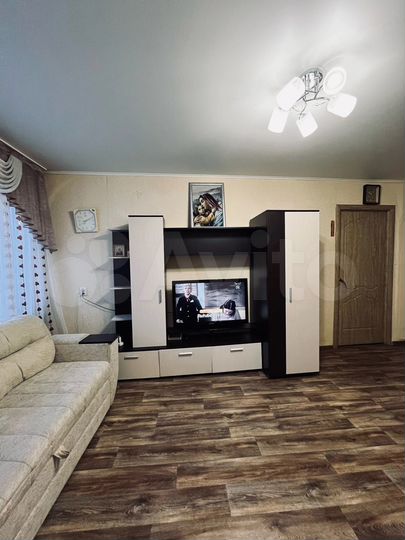 3-к. квартира, 64 м², 1/5 эт.