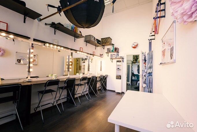 Девичник - урок по макияжу для себя