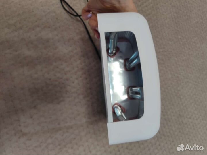 Ультрафиолетовая лампа для маникюра