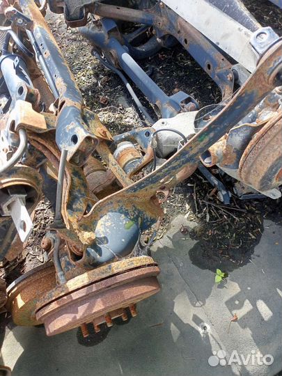 Задняя балка на Ford Focus 2