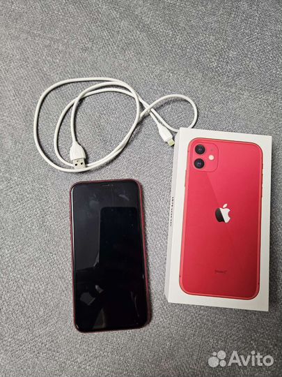Телефон iPhone 11