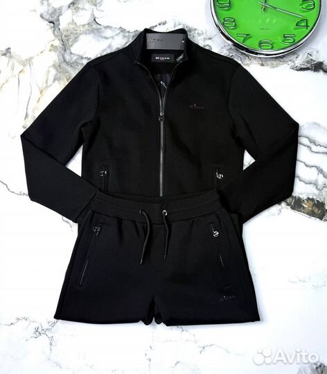 Костюм мужской kiton