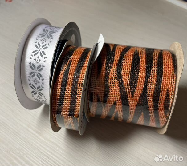 Ленты декоративные