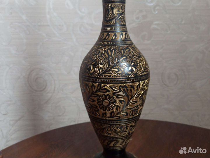 Ваза металлическая