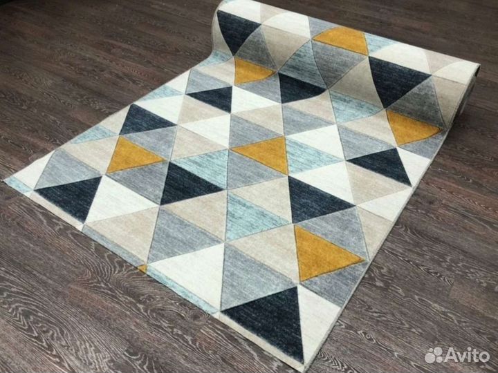 Ковры и паласы на войлочной основе