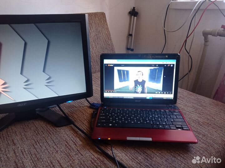 Ноутбук с дополнительным монитором