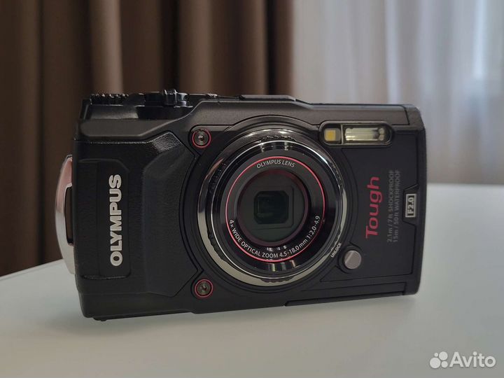 Камера Olympus Tough TG-5 4K
