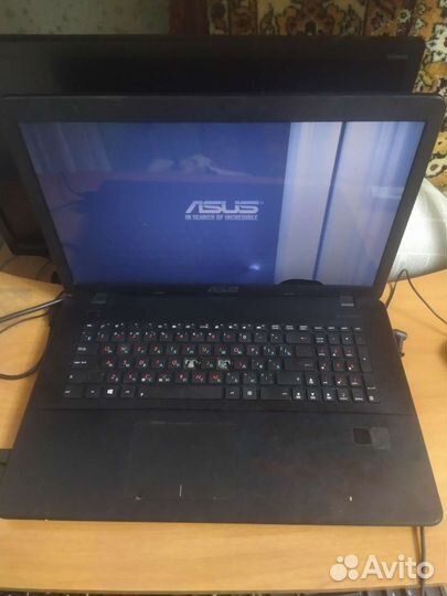 Ноутбук asus